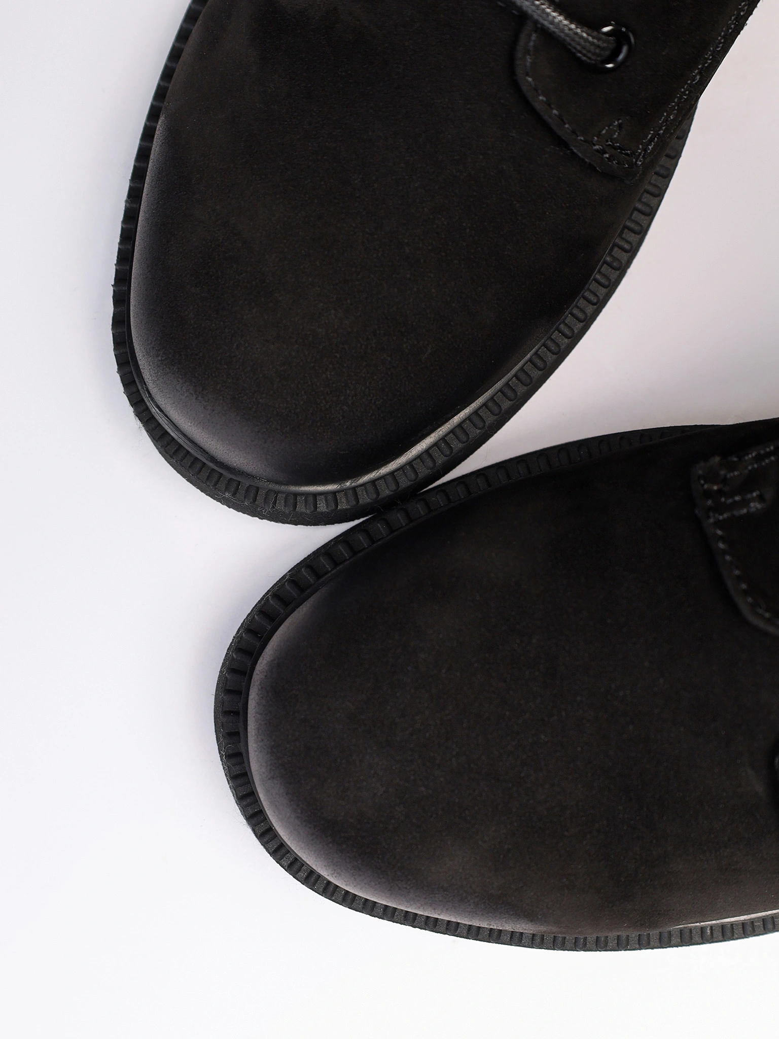 Ботинки-дерби черного цвета на среднем каблуке